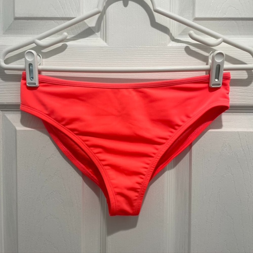 Under Armour Bathing suit, bottom, NEW Never used